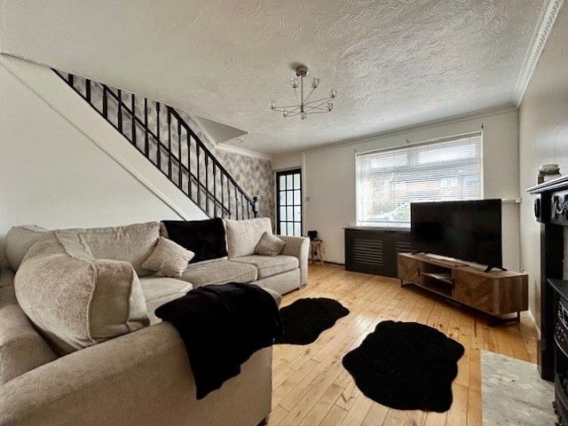  - Lounge