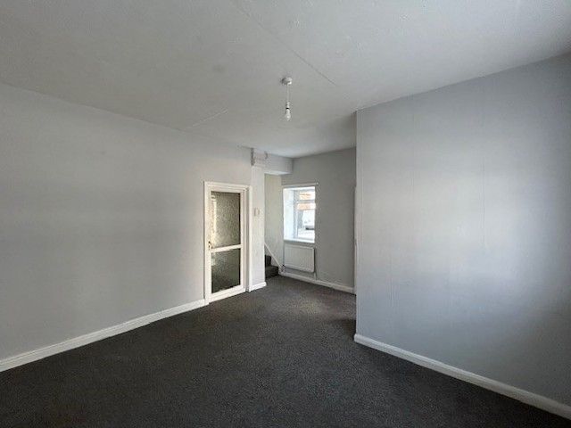  - Lounge