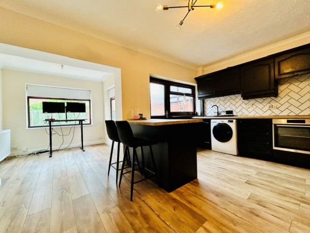  - Kitchen Diner