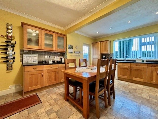  - Kitchen Diner
