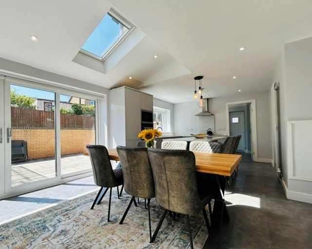  - Kitchen Diner/Family Room
