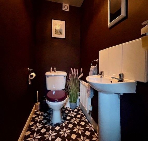  - Ground Floor Cloakroom/Wc