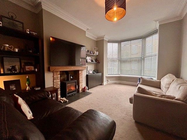  - Lounge