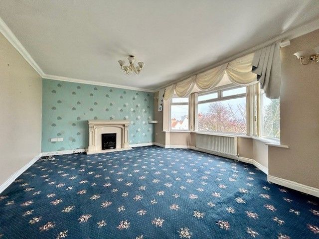  - Lounge