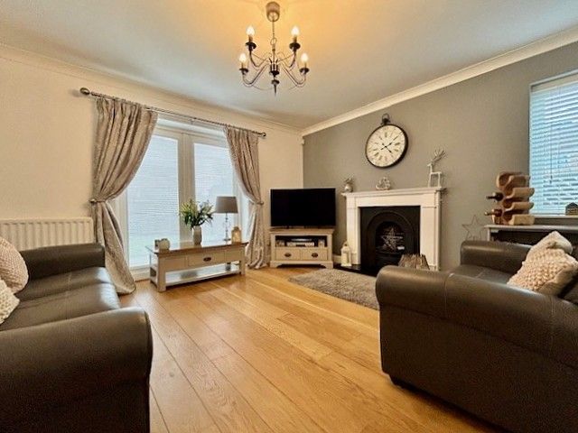  - Lounge