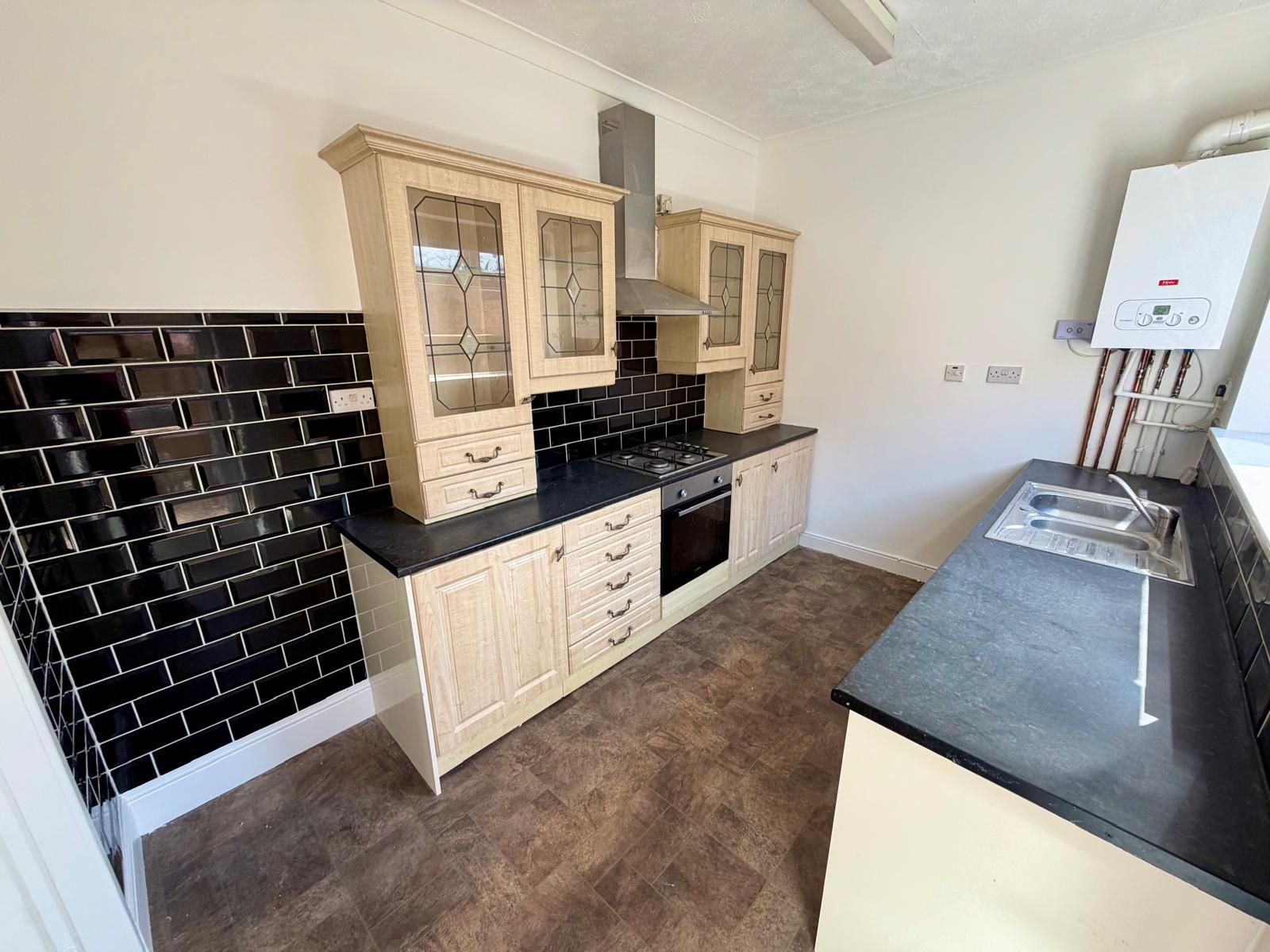 3 bedroom end terraced house For Sale in Bishop Auckland - Property photograph.