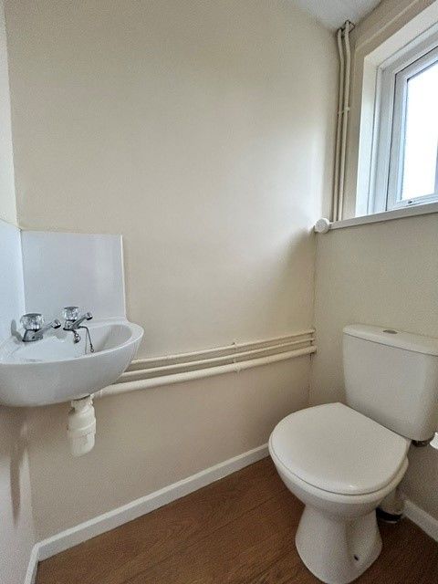  - Ground Floor Cloakroom/Wc