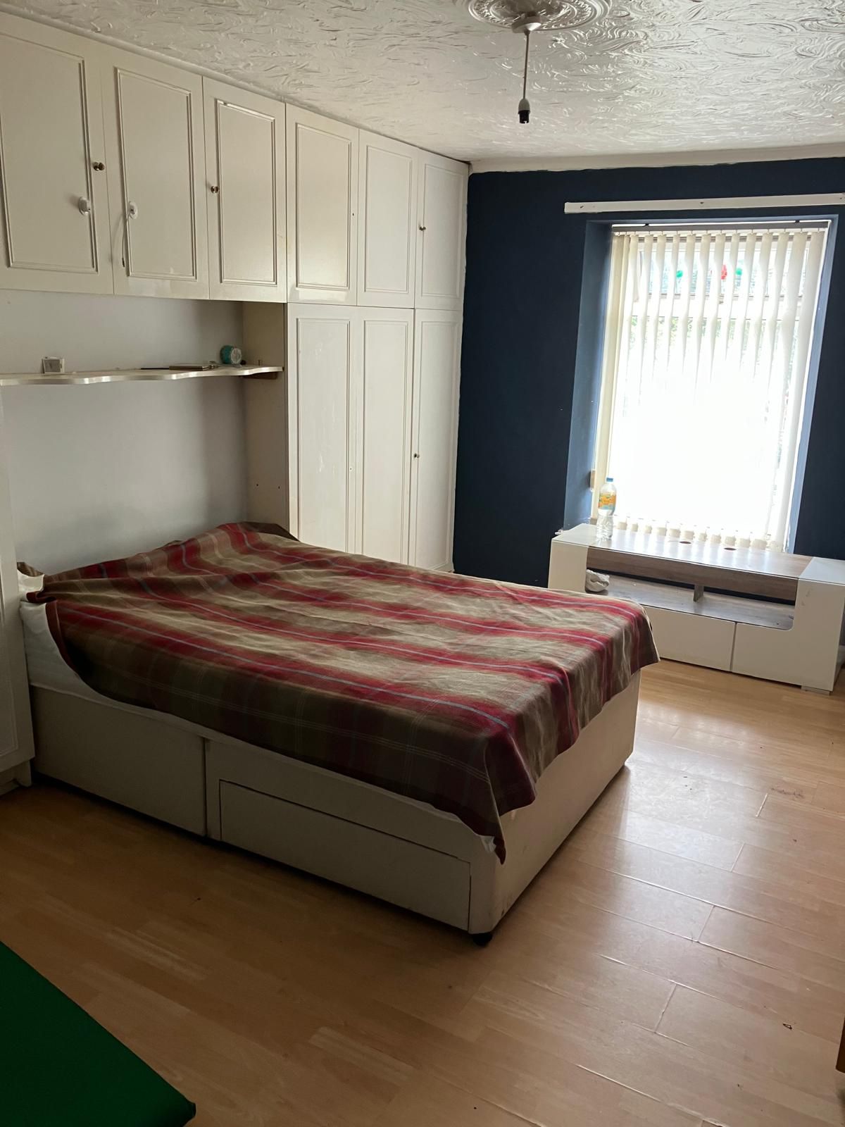 2 bedroom mid terraced house For Sale in Bishop Auckland - Property photograph.