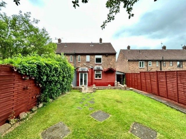 2 bedroom semi-detached house For Sale in Shildon - Property photograph.