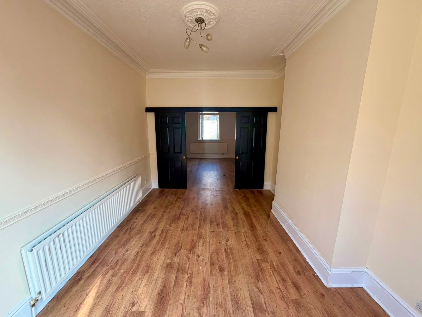 2 bedroom mid terraced house For Sale in Bishop Auckland - Property photograph.