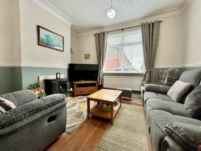 3 bedroom mid terraced house For Sale in Bishop Auckland - Property photograph.