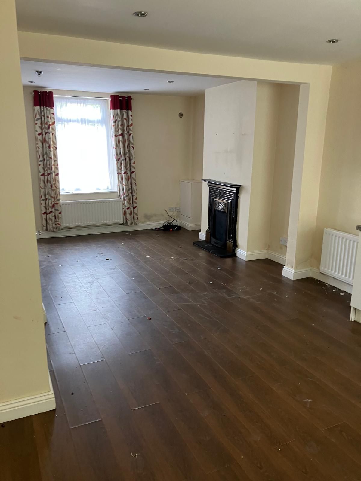 - Living/dining area