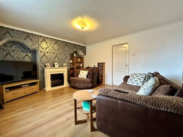  - Lounge