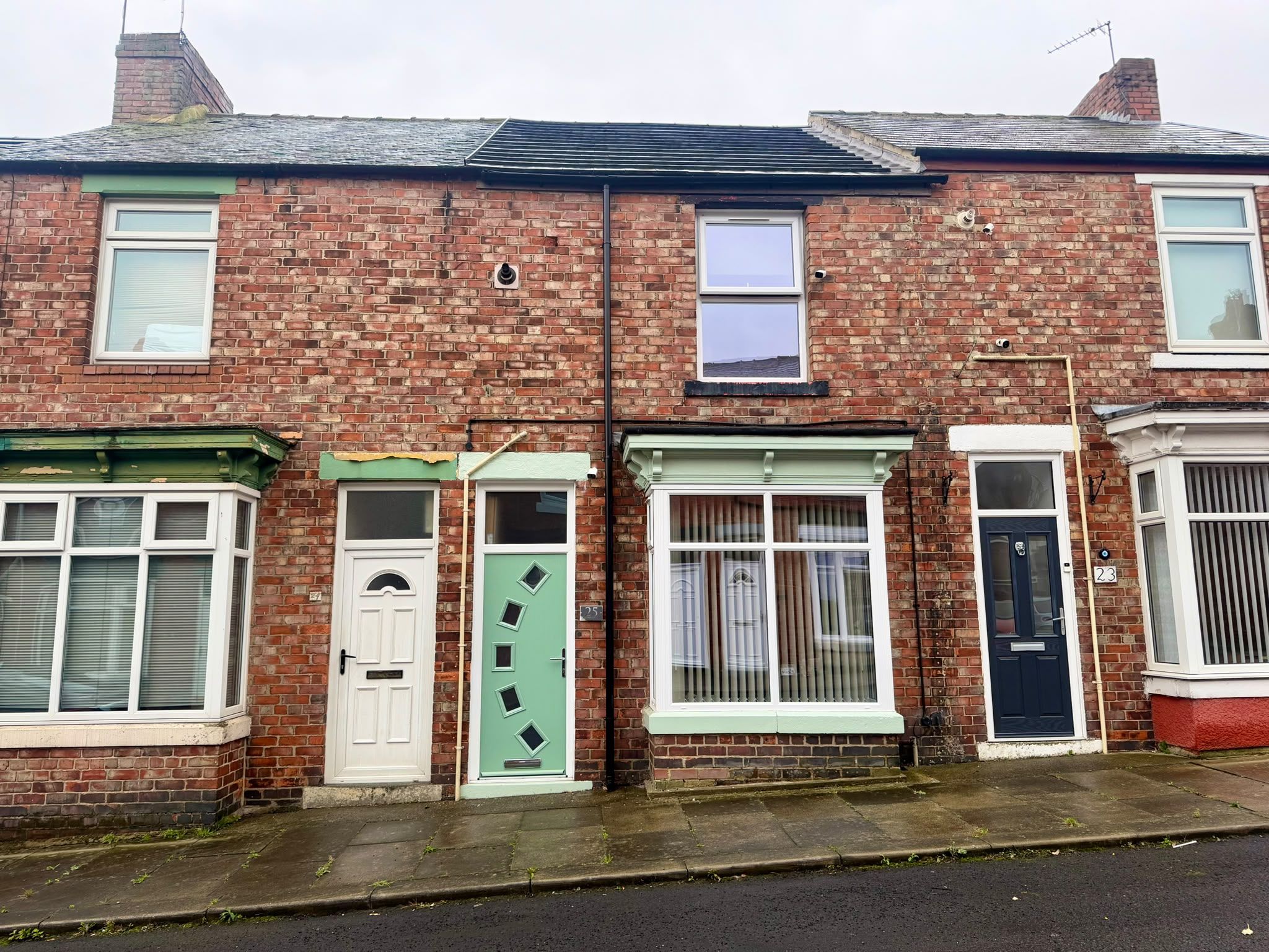 2 bedroom mid terraced house For Sale in Shildon - Property photograph.