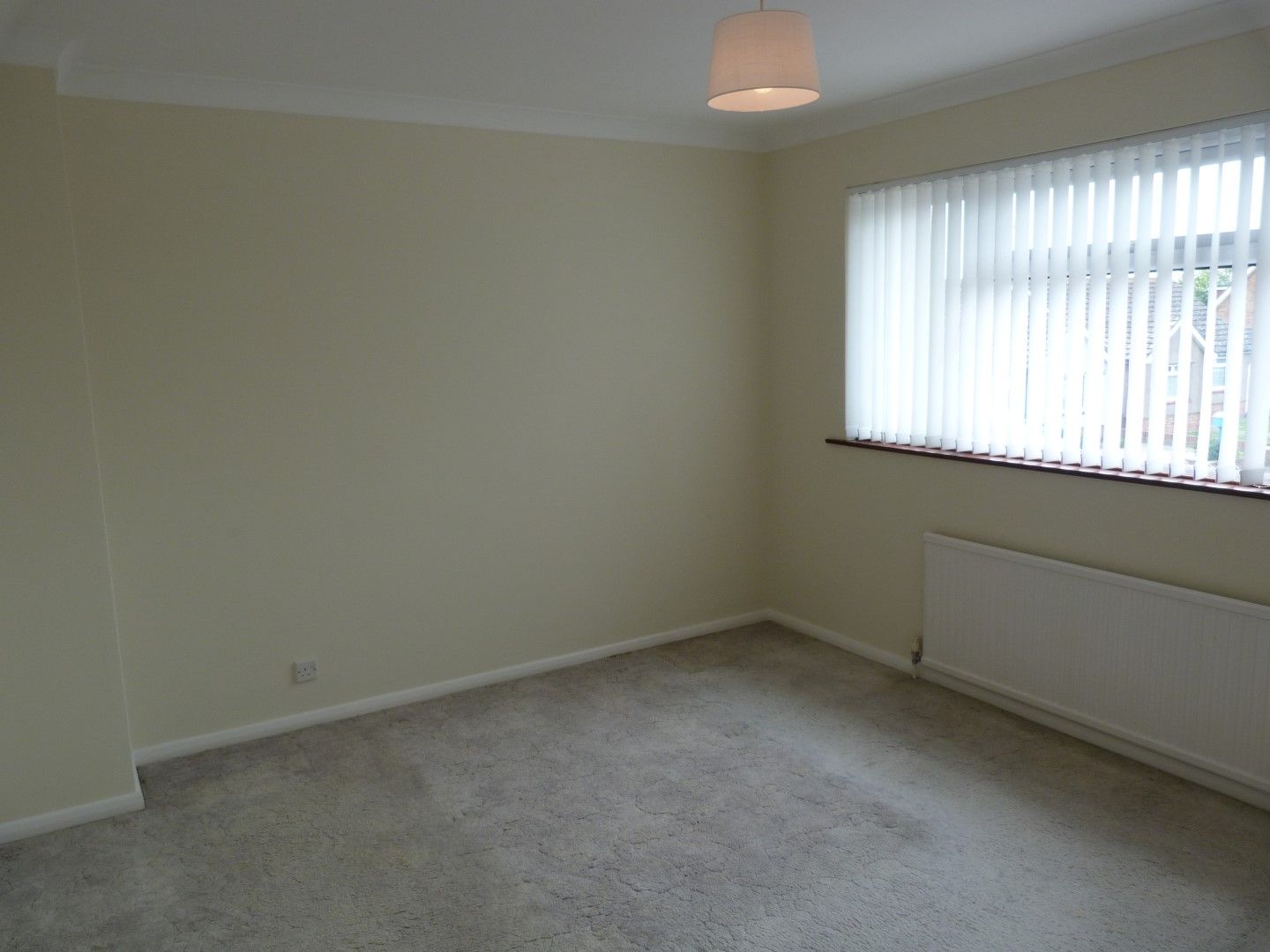 3 bedroom semi-detached house SSTC in Broadstairs - Photograph 5