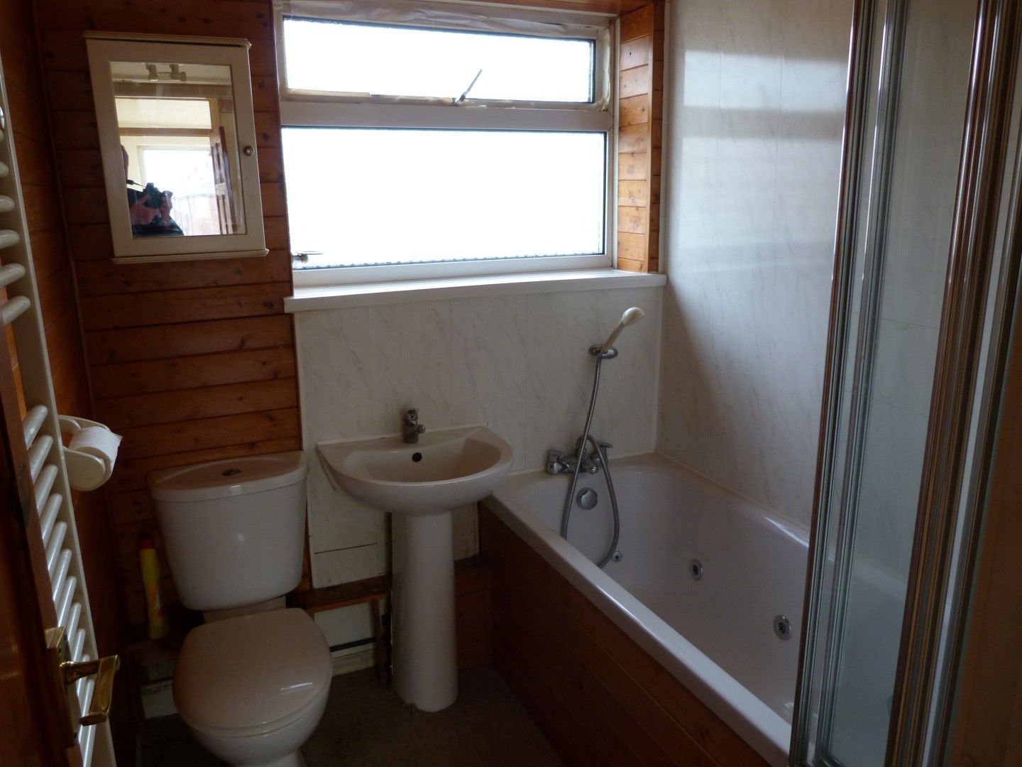 3 bedroom semi-detached house SSTC in Broadstairs - Photograph 7