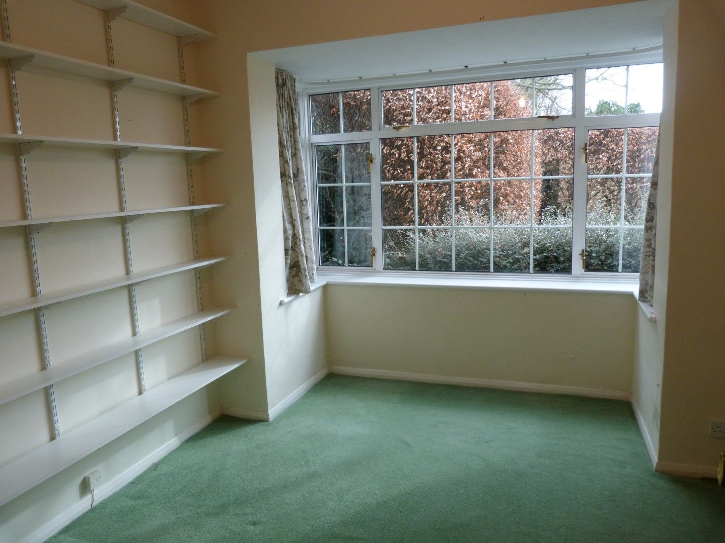 4 bedroom detached house SSTC in Broadstairs - Photograph 6