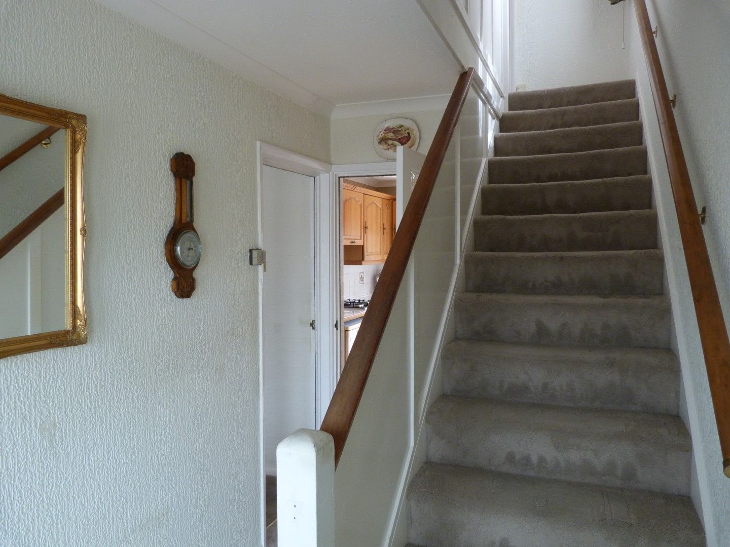 3 bedroom semi-detached house SSTC in Margate - Photograph 5