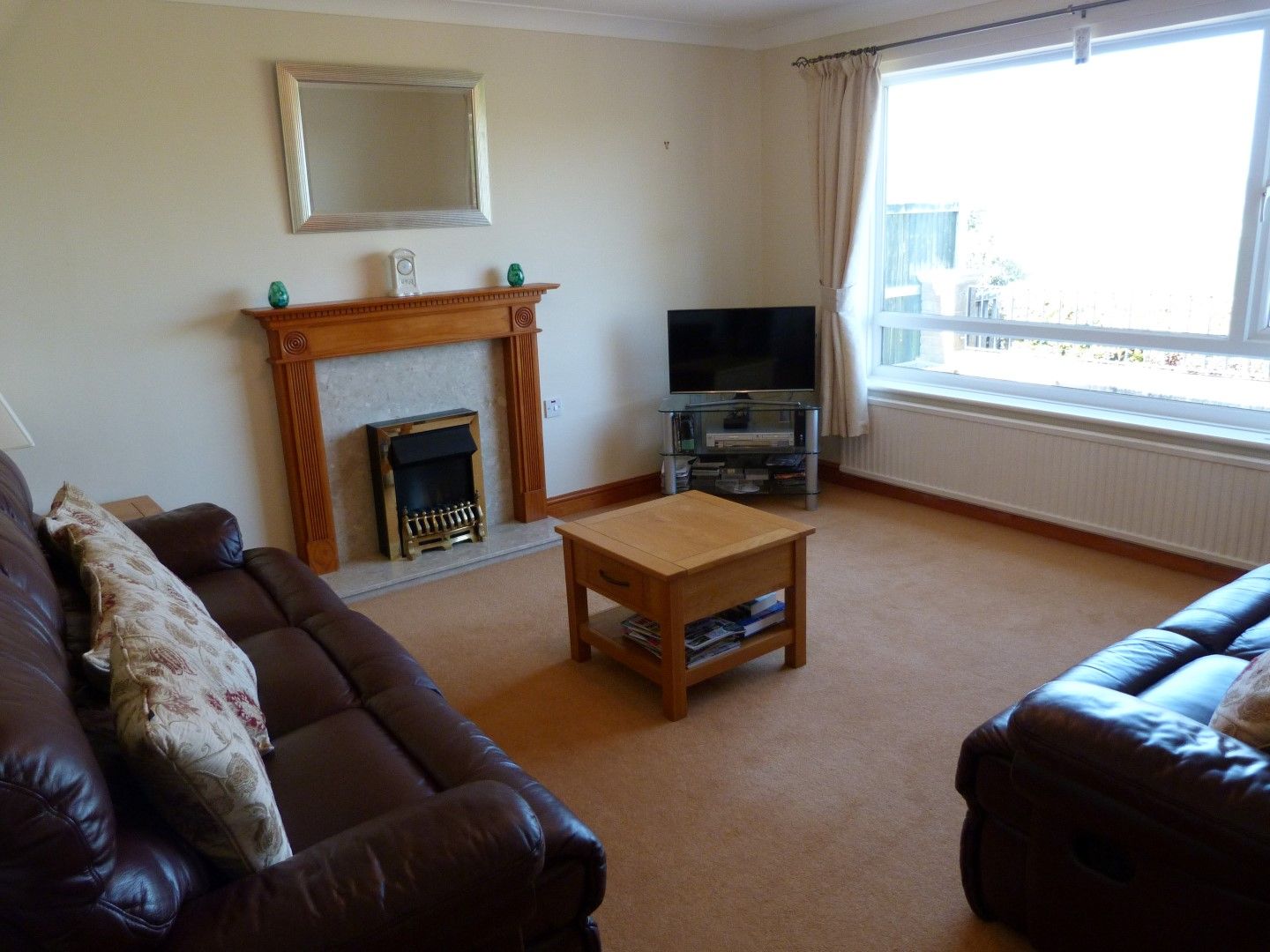 3 bedroom detached bungalow SSTC in Broadstairs - Photograph 2