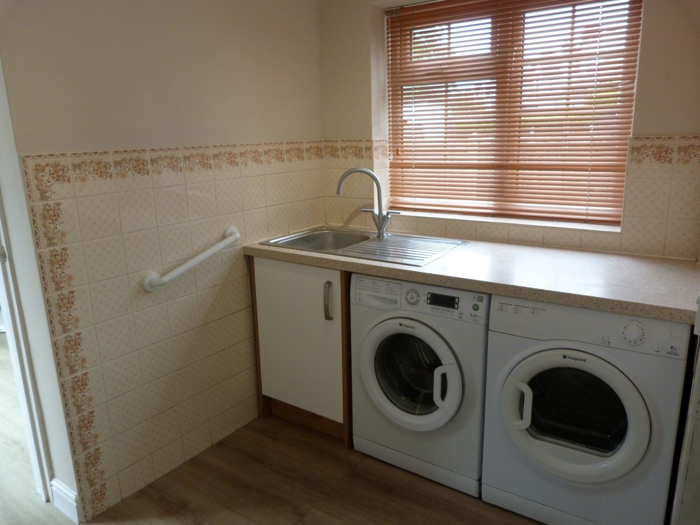 4 bedroom semi-detached house SSTC in Broadstairs - Photograph 6