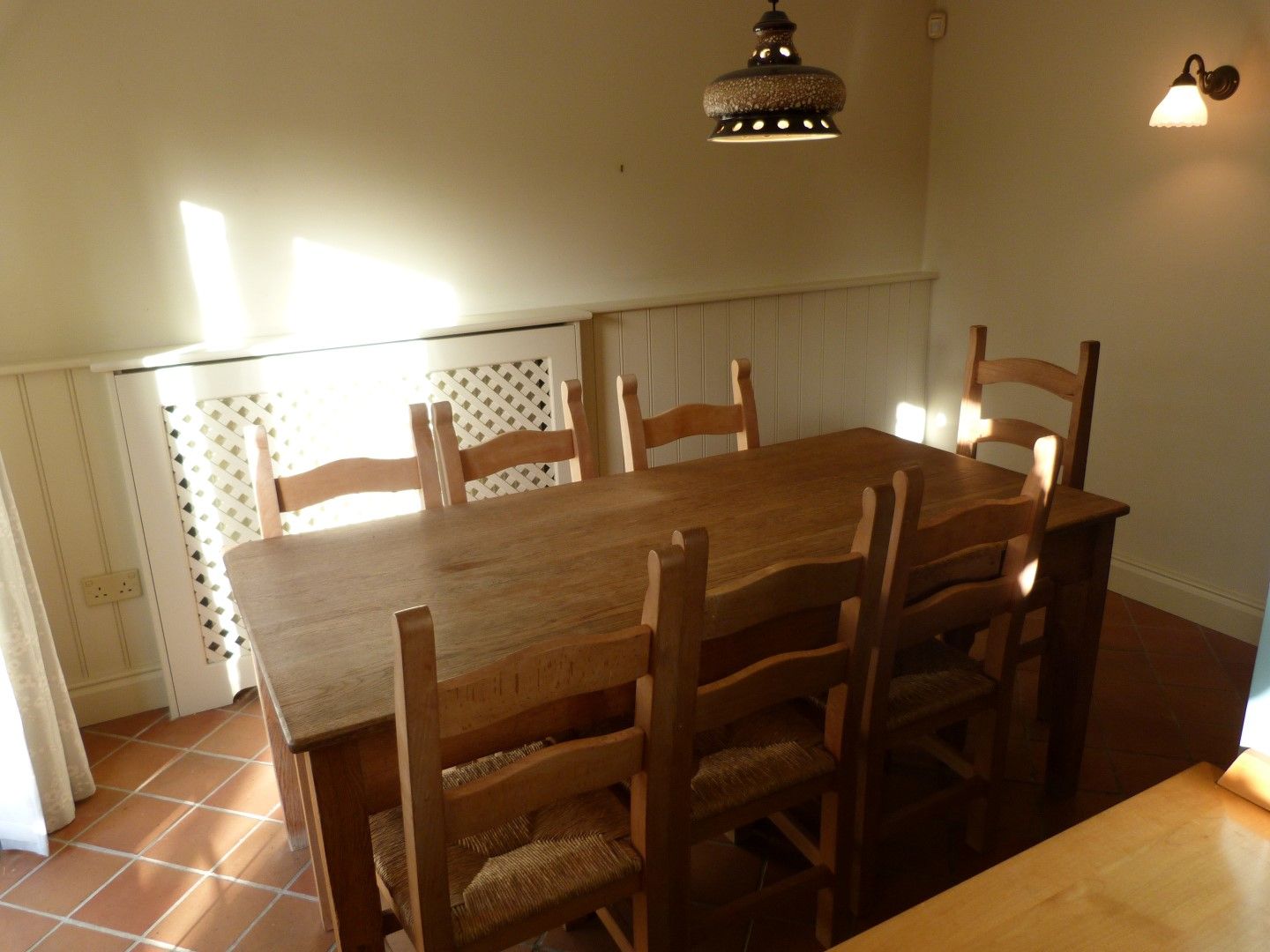 3 bedroom detached house SSTC in Broadstairs - Photograph 3