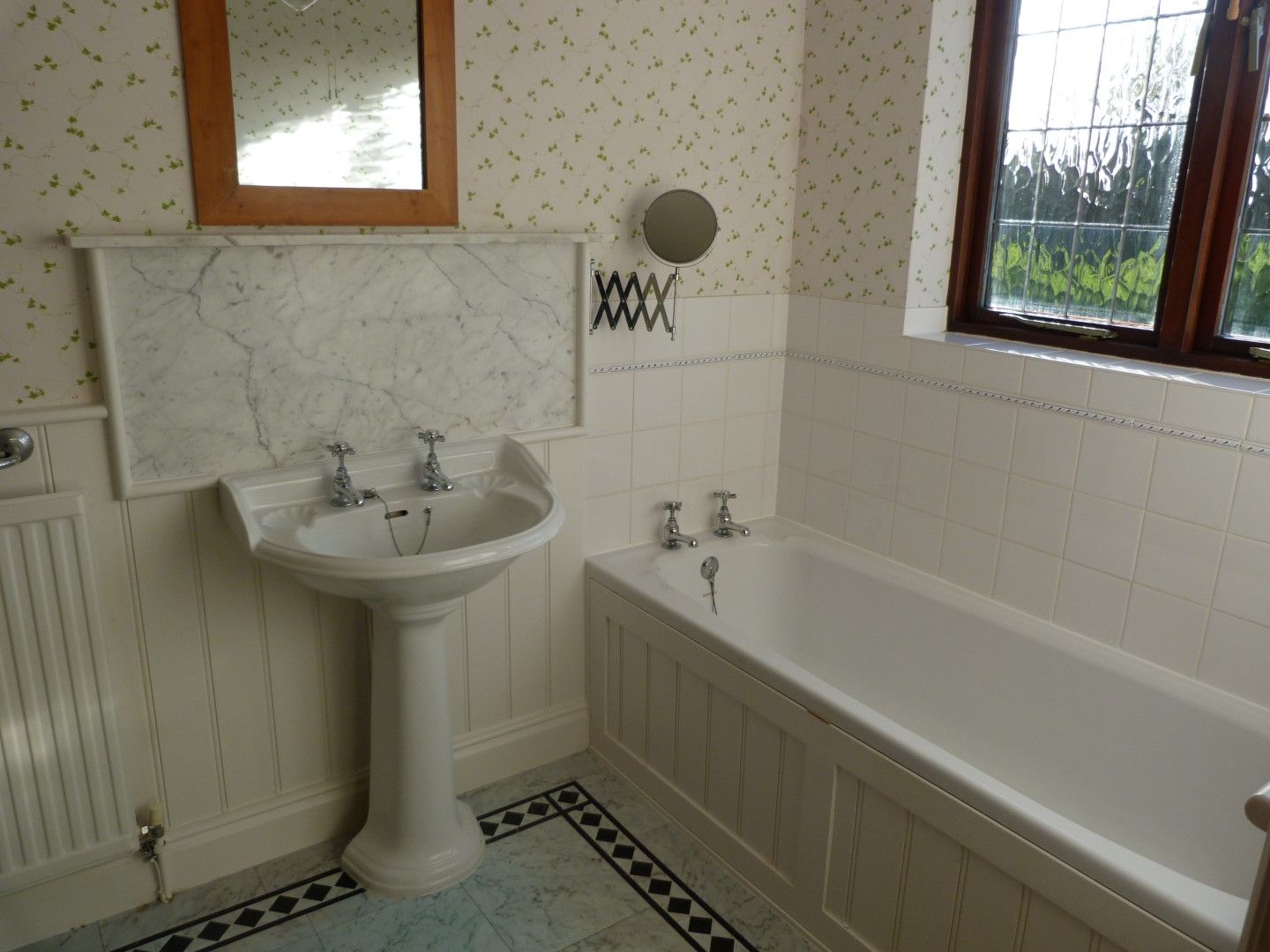 3 bedroom detached house SSTC in Broadstairs - Photograph 9