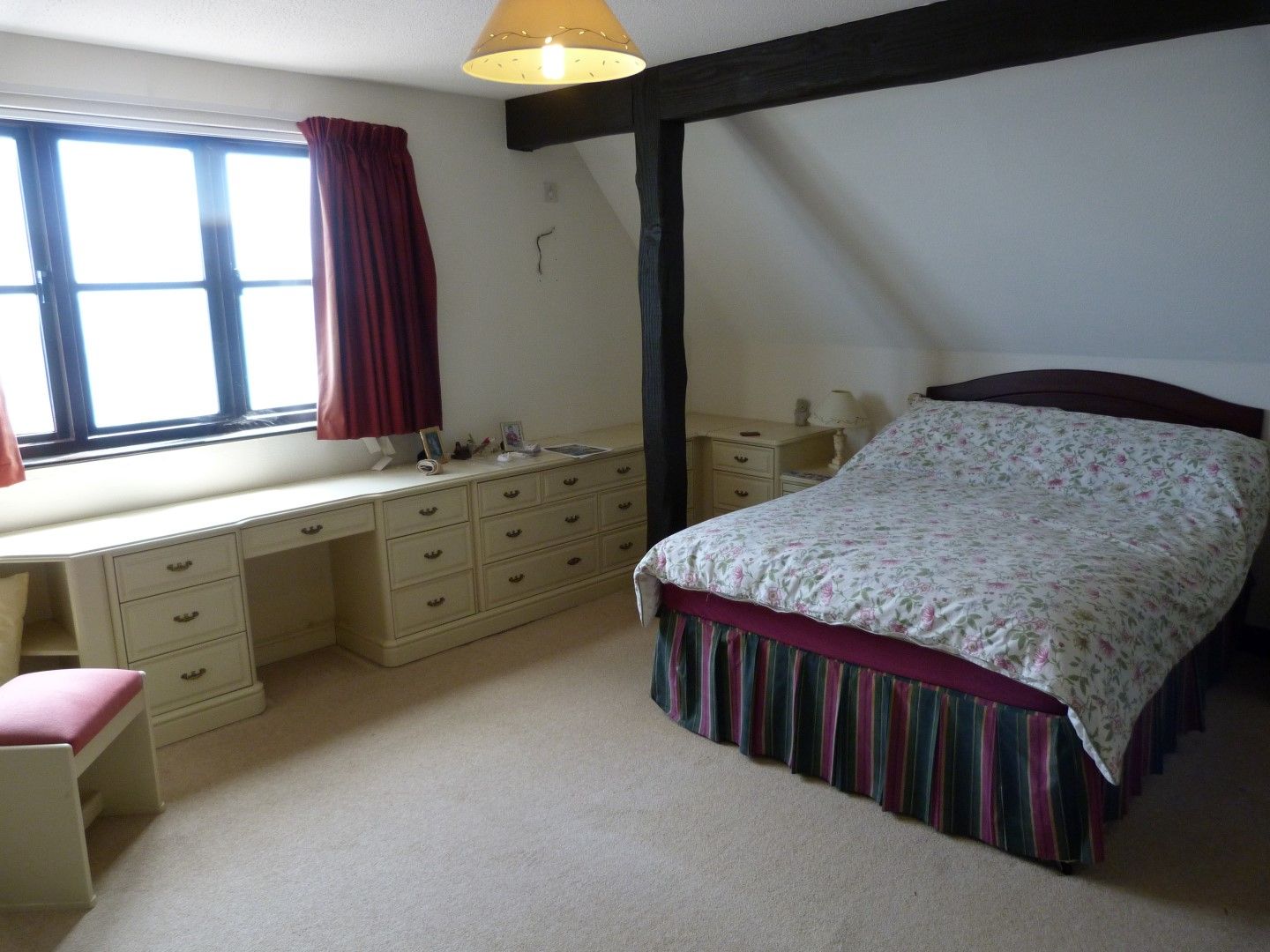 4 bedroom detached house SSTC in Broadstairs - Photograph 1