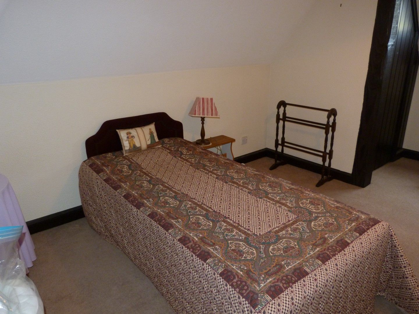 4 bedroom detached house SSTC in Broadstairs - Photograph 8