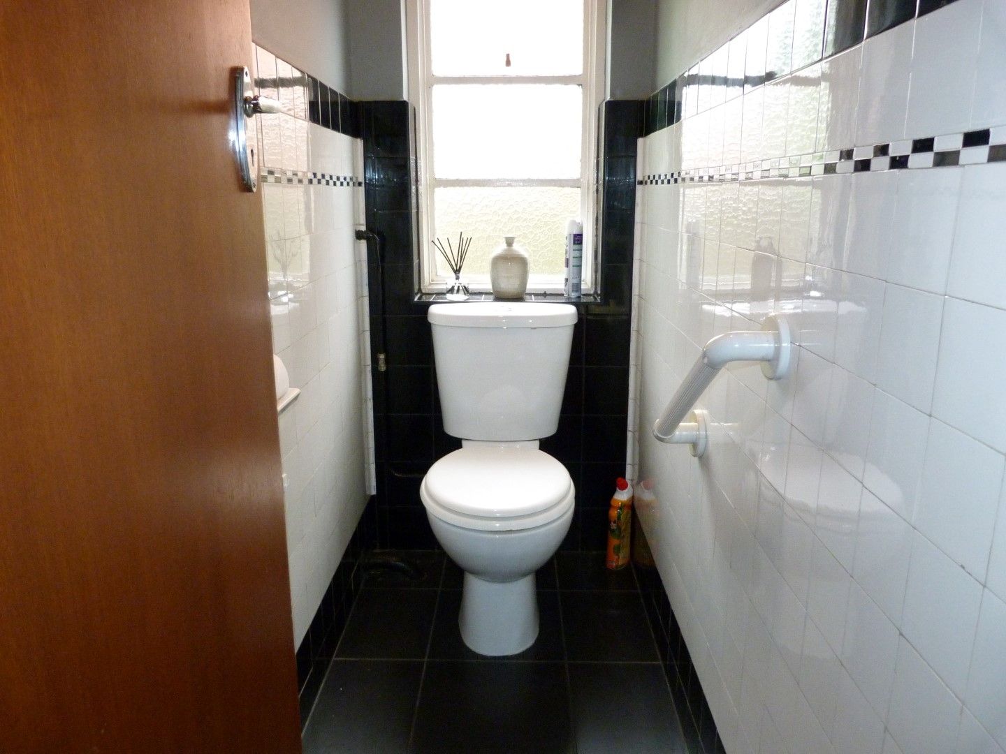 3 bedroom detached bungalow SSTC in Broadstairs - Photograph 10