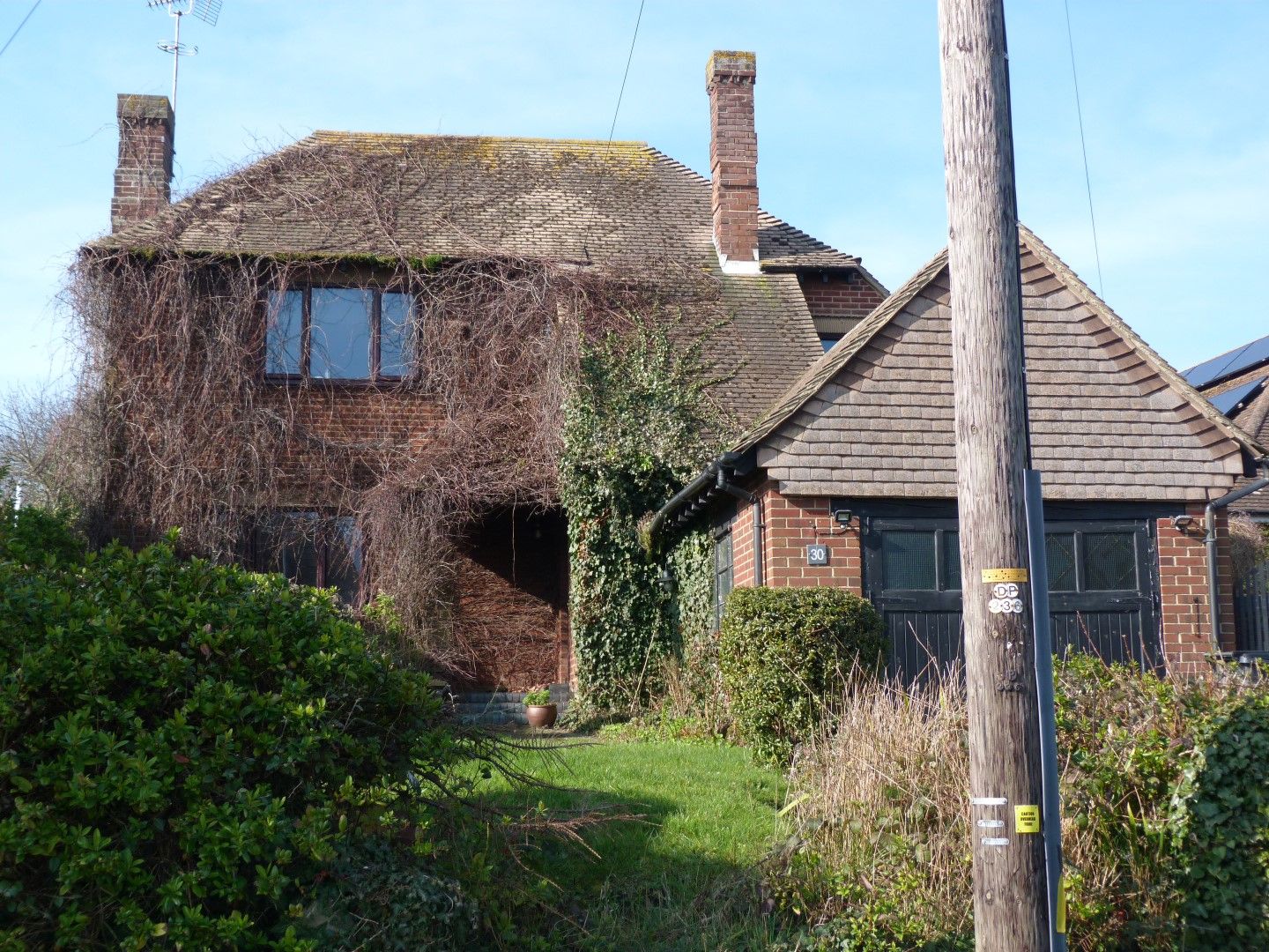4 bedroom detached house SSTC in Broadstairs - Photograph 1