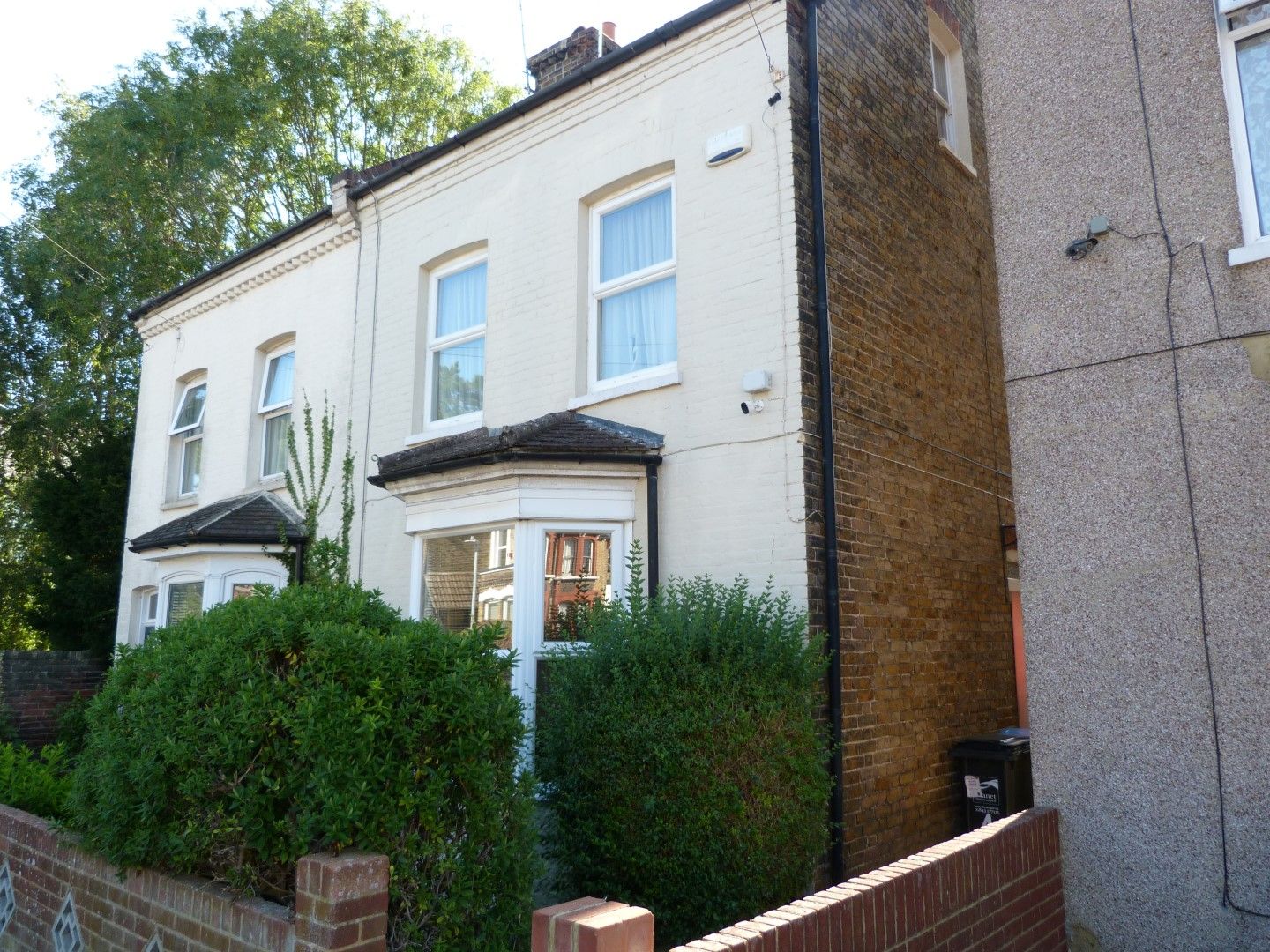3 bedroom semi-detached house SSTC in Ramsgate - Photograph 1