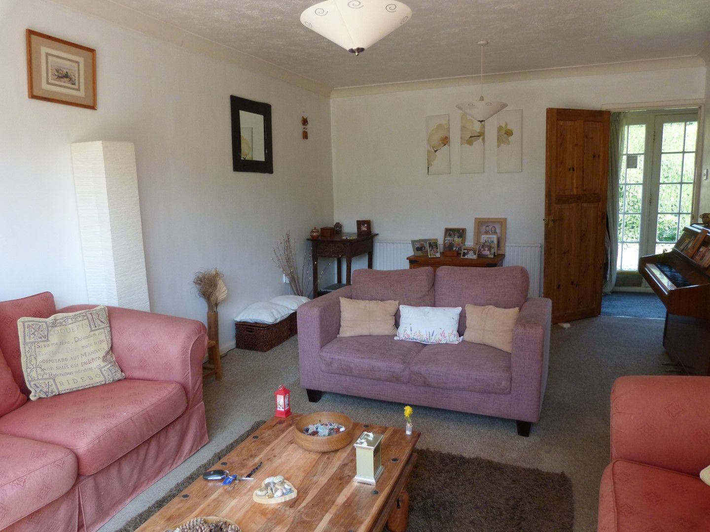 4 bedroom detached house SSTC in Broadstairs - Photograph 2