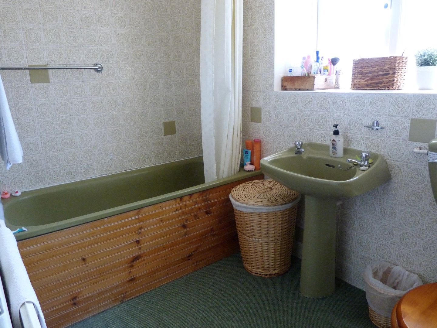 4 bedroom detached house SSTC in Broadstairs - Photograph 8