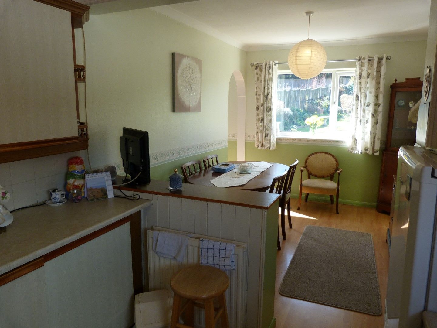 2 bedroom semi-detached bungalow SSTC in Broadstairs - Photograph 4