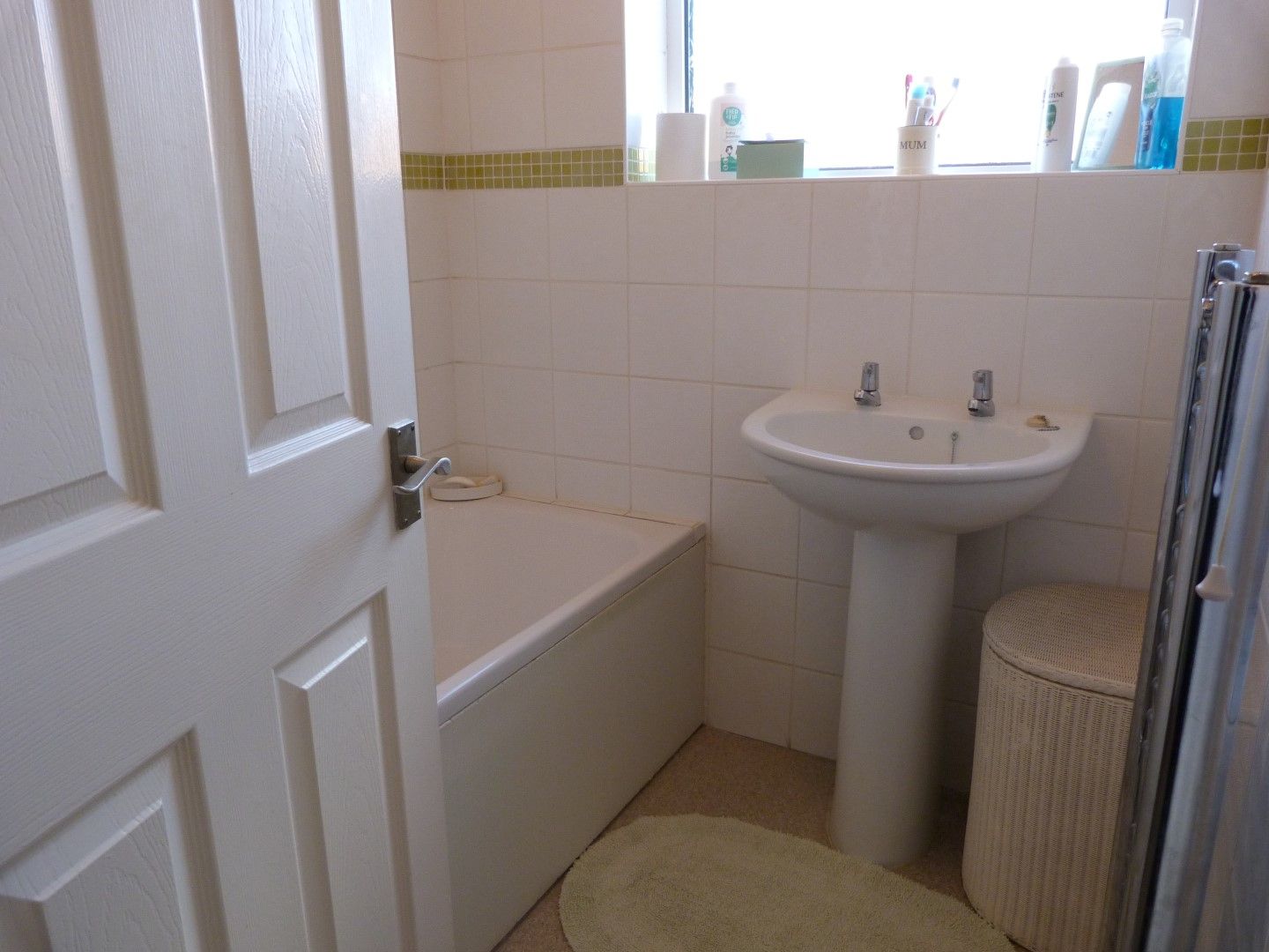 2 bedroom semi-detached bungalow SSTC in Broadstairs - Photograph 8