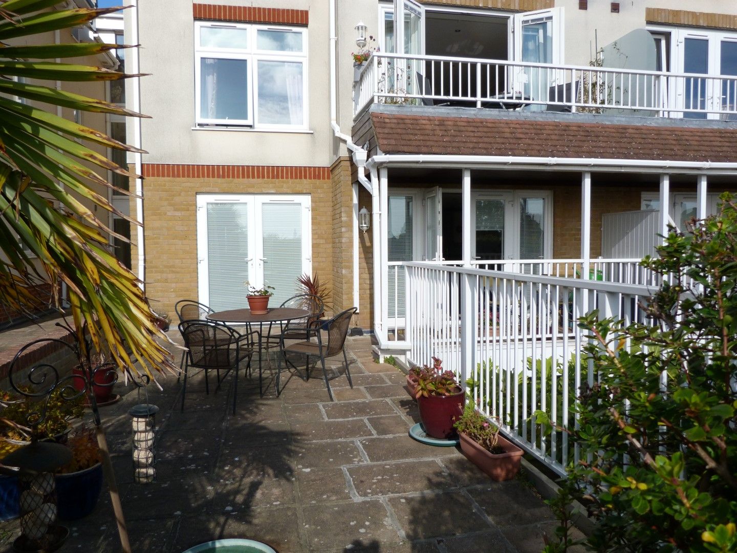2 bedroom apartment flat/apartment For Sale in Broadstairs - Photograph 8