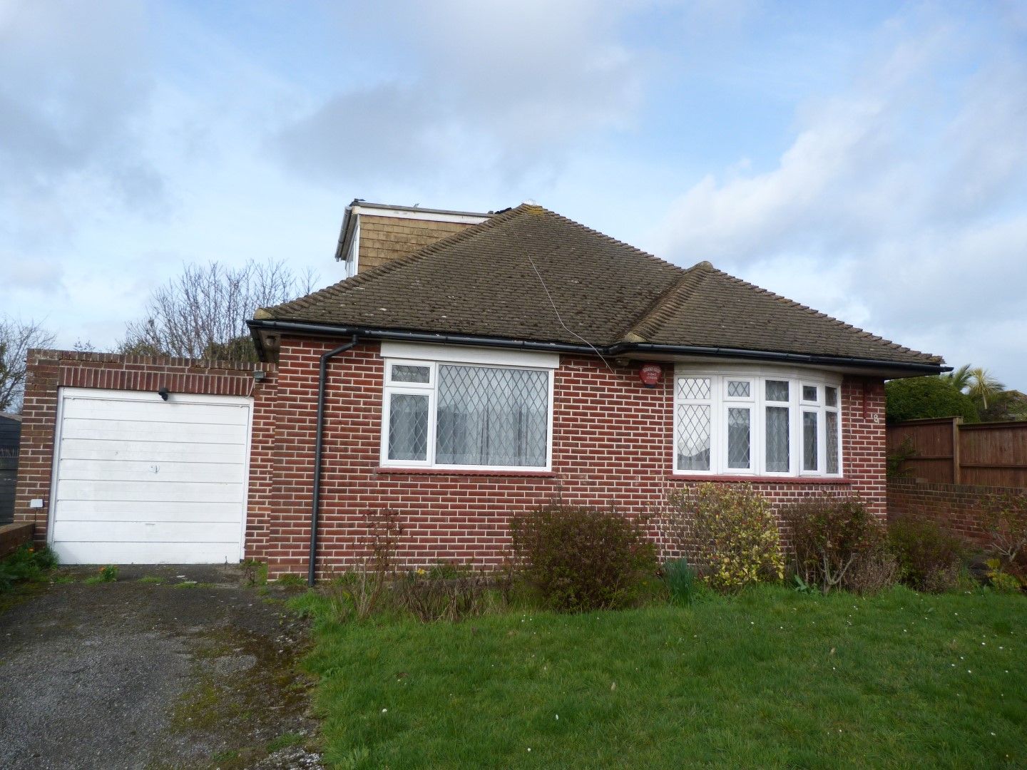 3 bedroom detached bungalow For Sale in Broadstairs - Property photograph