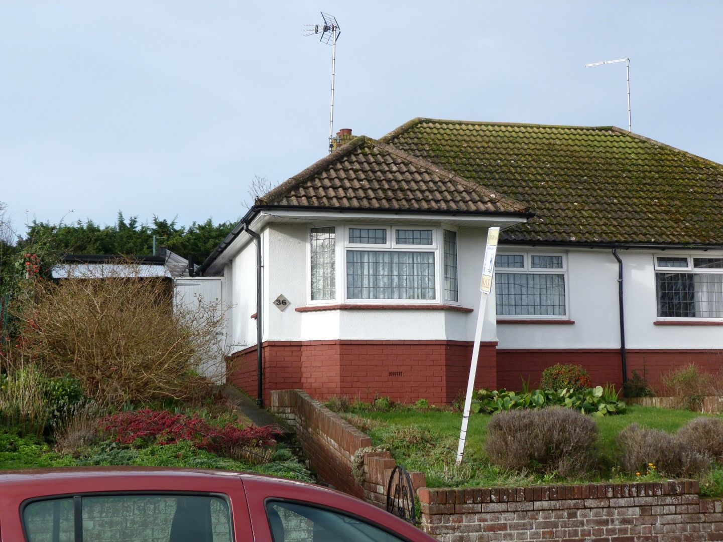 2 bedroom semi-detached bungalow SSTC in Broadstairs - Photograph 1