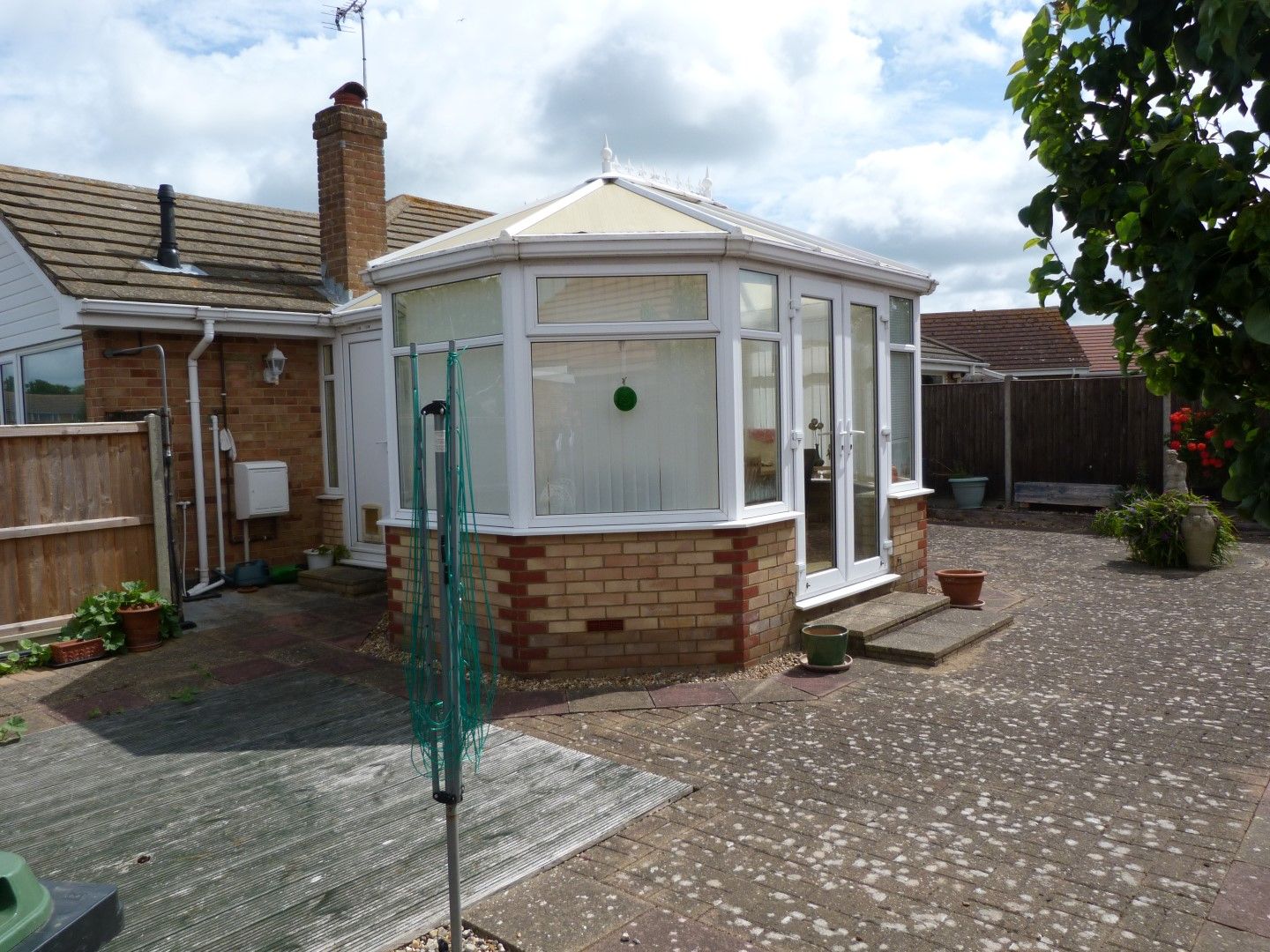 2 bedroom semi-detached bungalow SSTC in Broadstairs - Photograph 9