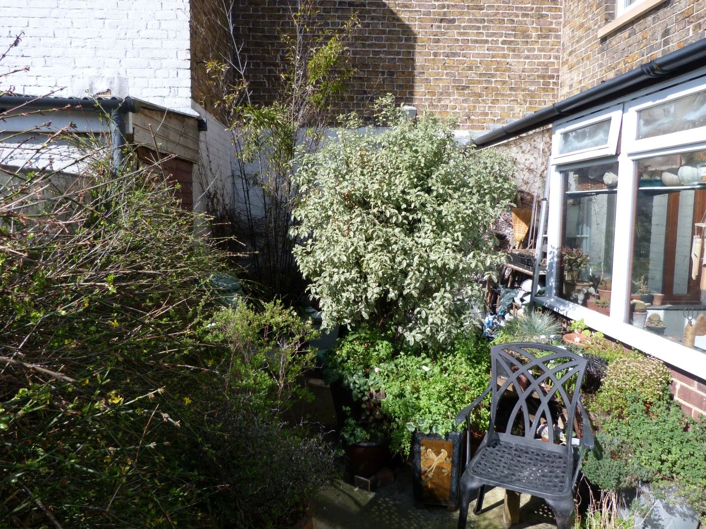 2 bedroom link detached house For Sale in Broadstairs - Photograph 9