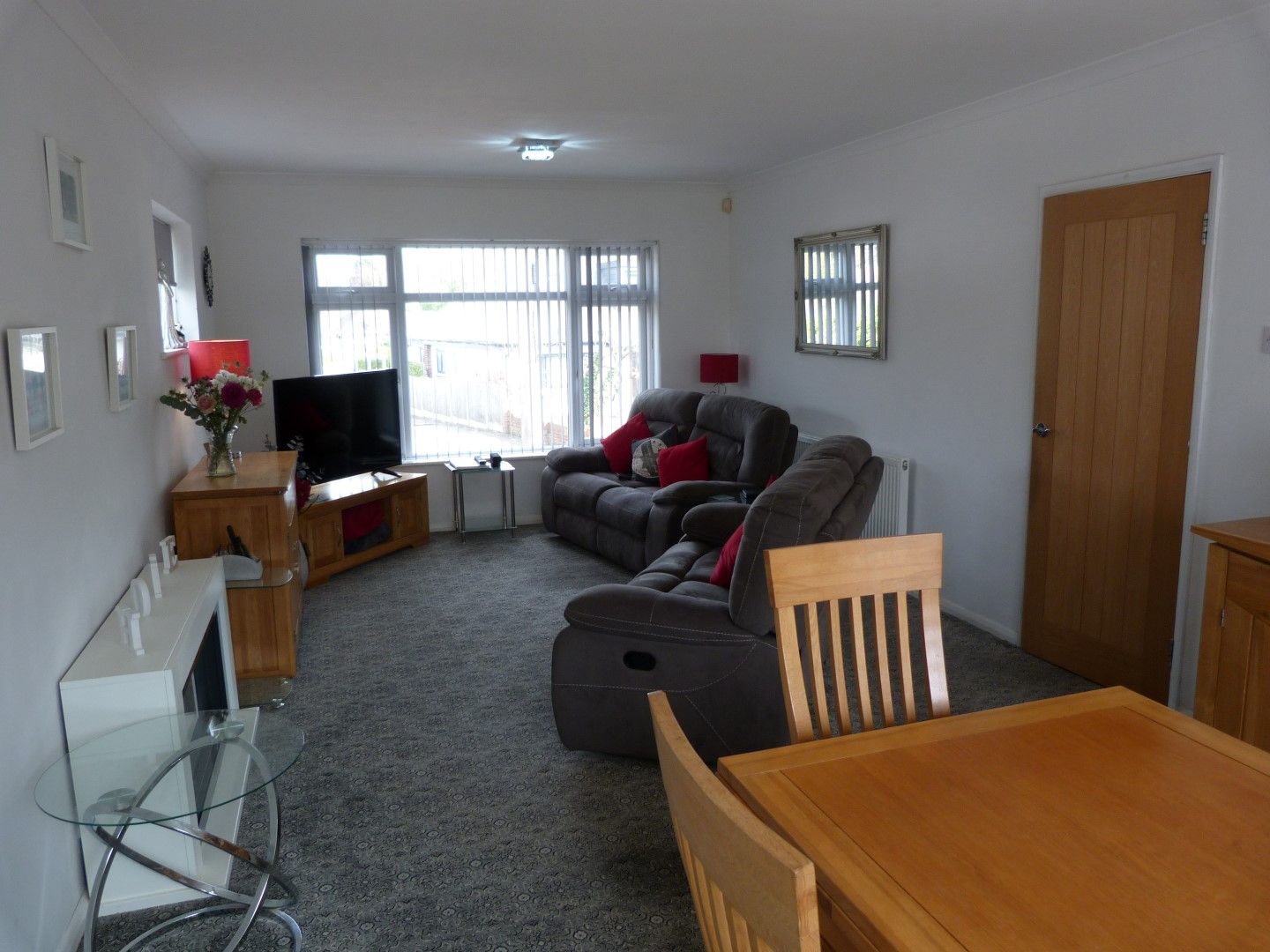 3 bedroom detached bungalow For Sale in Broadstairs - Property photograph