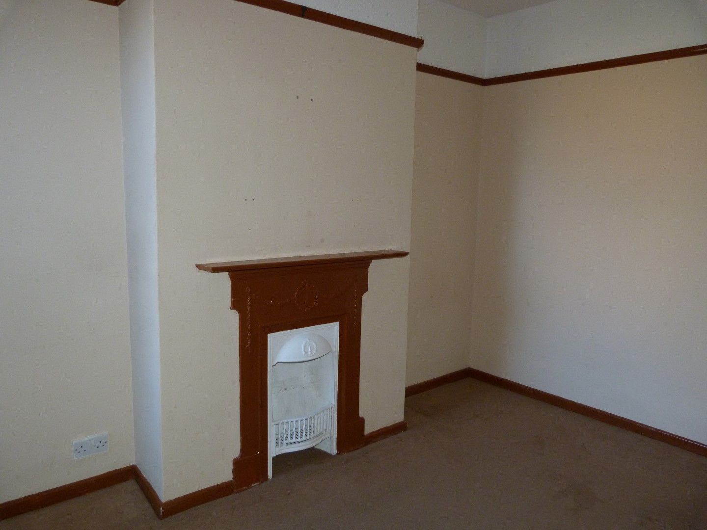 3 bedroom mid terraced house For Sale in Ramsgate - Photograph 6