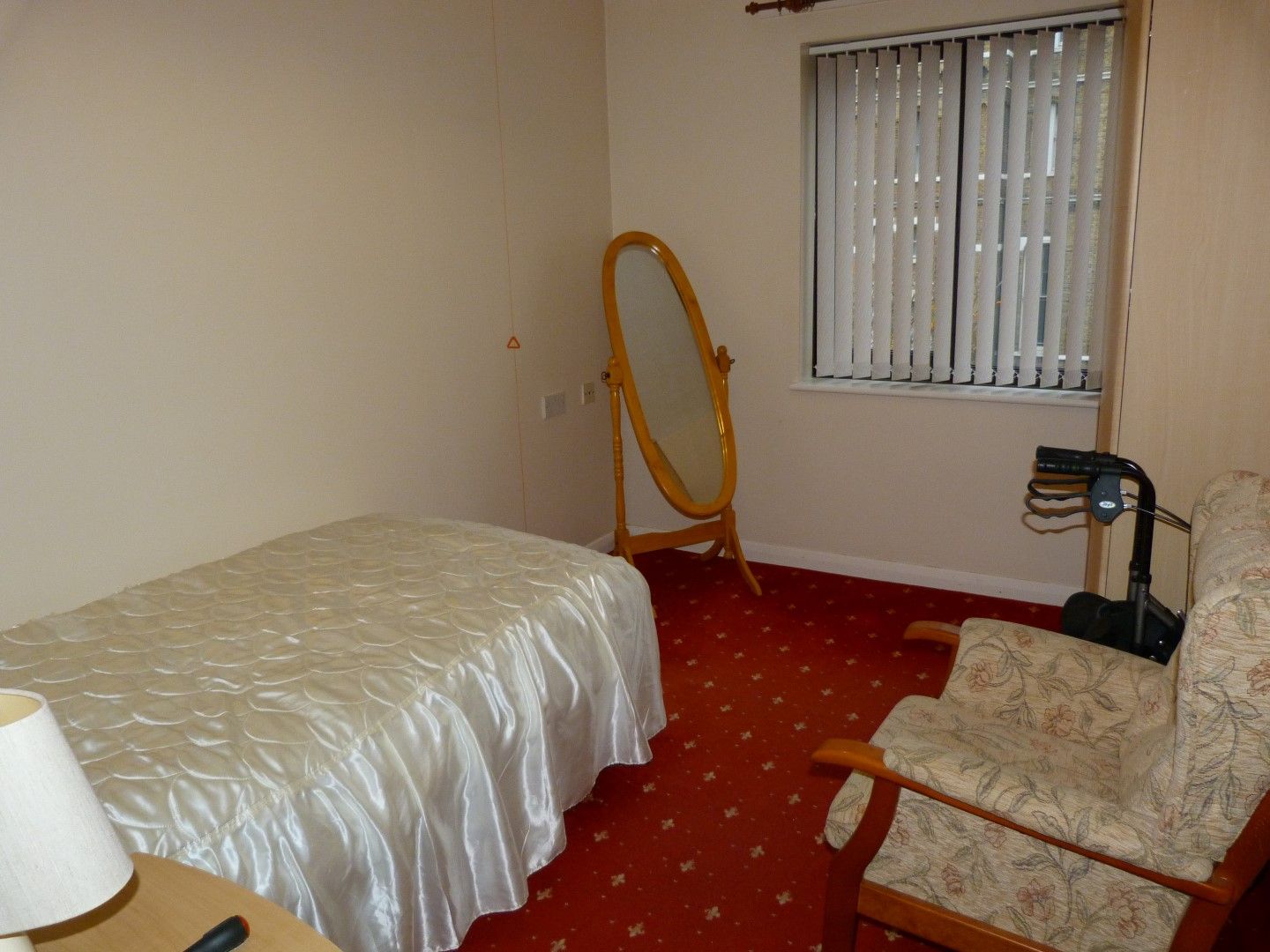 2 bedroom flat flat/apartment For Sale in Ramsgate - Photograph 4