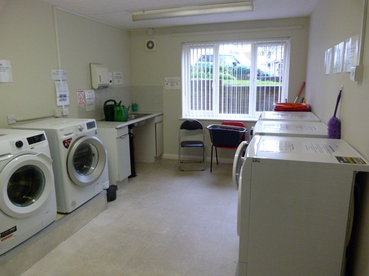 2 bedroom flat flat/apartment For Sale in Ramsgate - Photograph 8