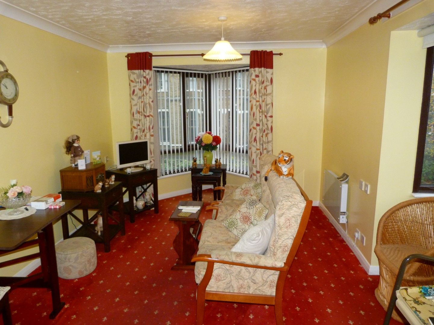 2 bedroom flat flat/apartment For Sale in Ramsgate - Photograph 2