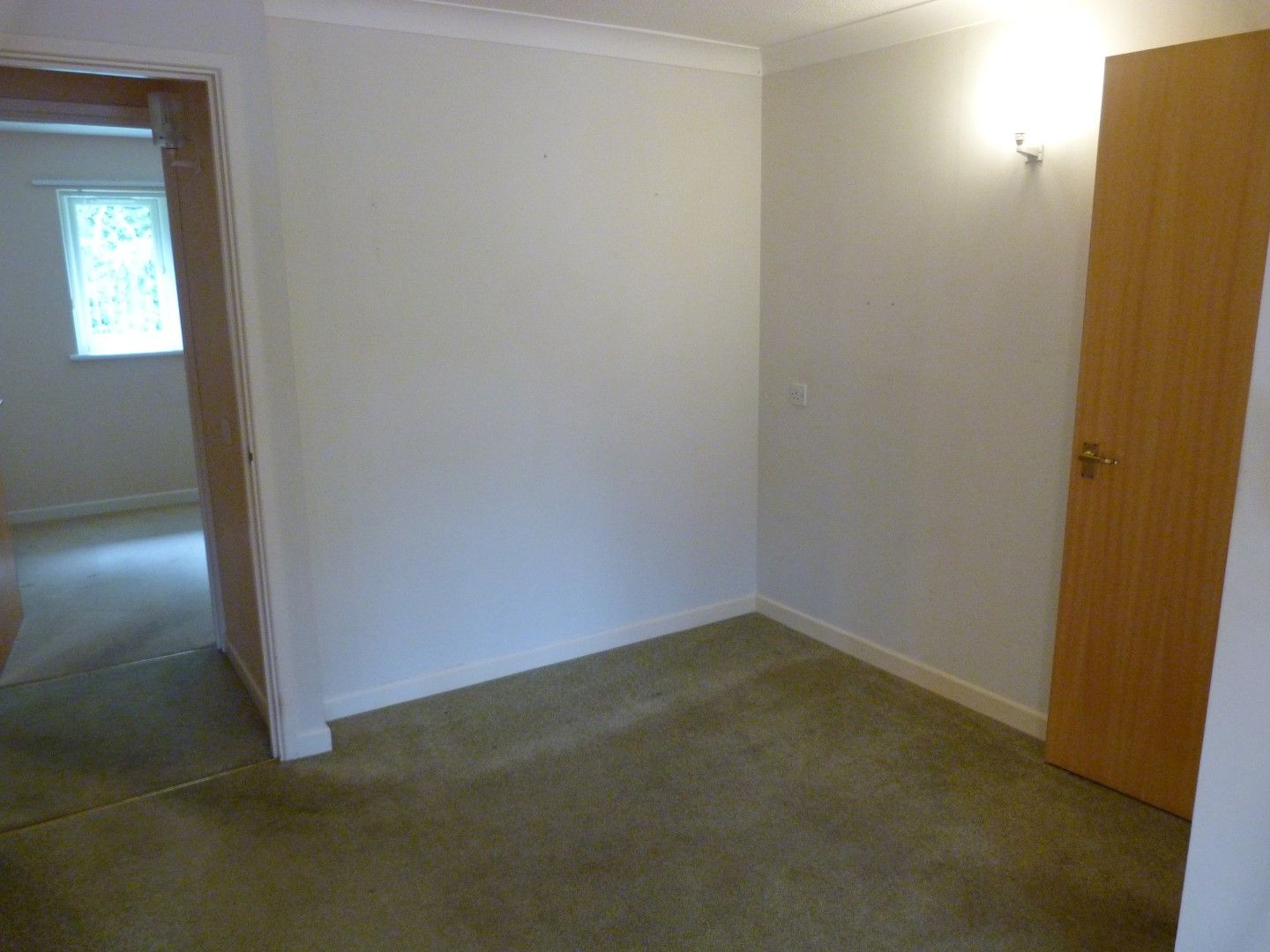 1 bedroom flat flat/apartment For Sale in Broadstairs - Property photograph