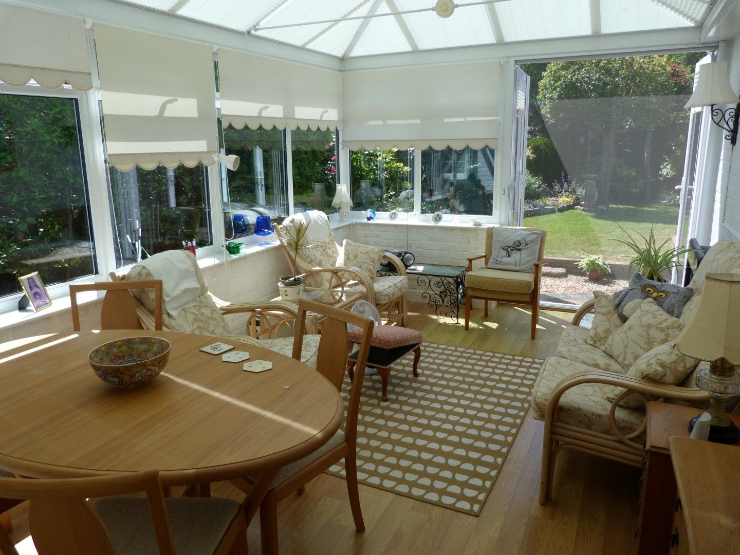 3 bedroom detached house For Sale in Broadstairs - Photograph 4