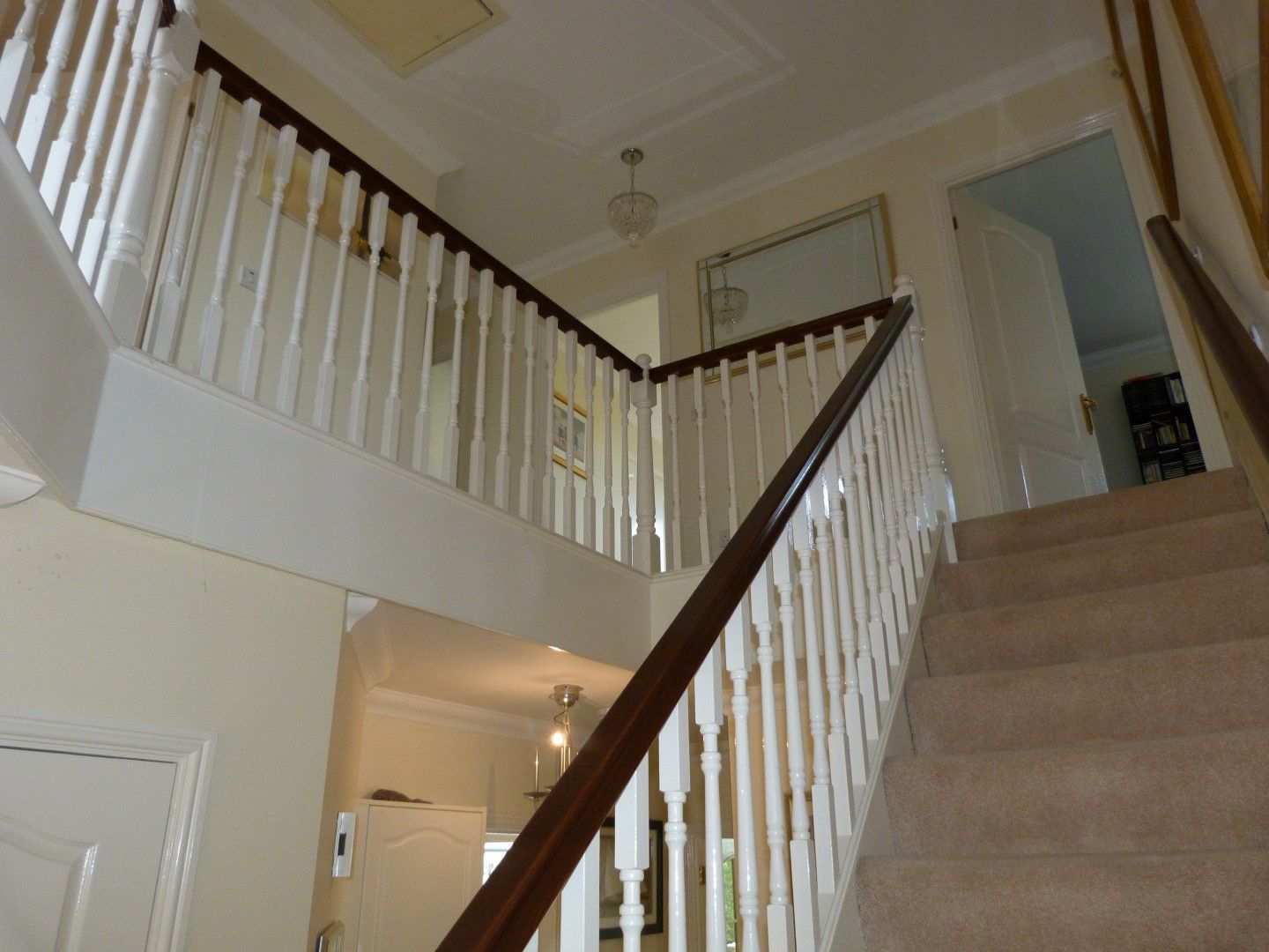 5 bedroom detached house For Sale in Broadstairs - Property photograph