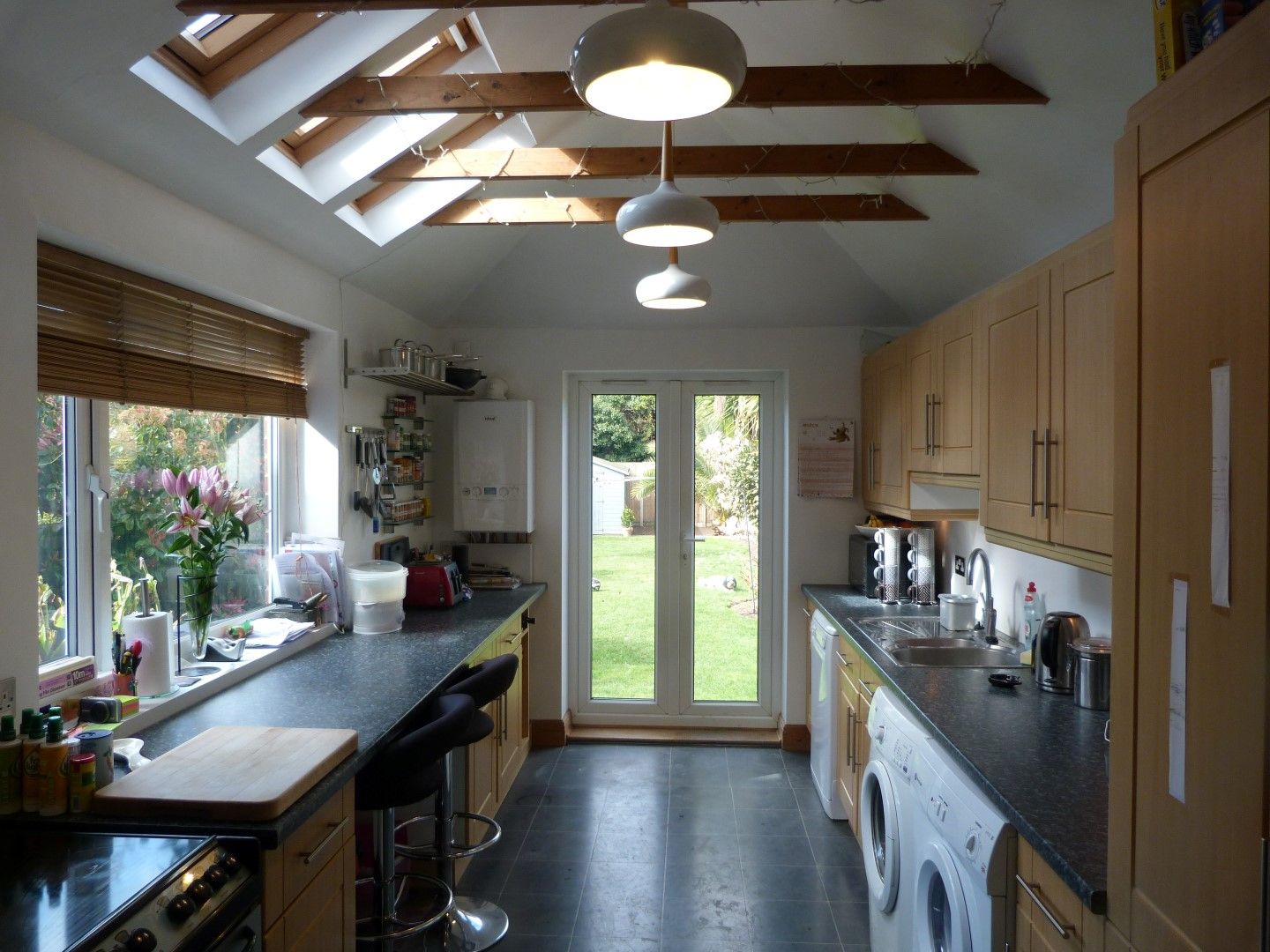 4 bedroom semi-detached house For Sale in Margate - Photograph 5