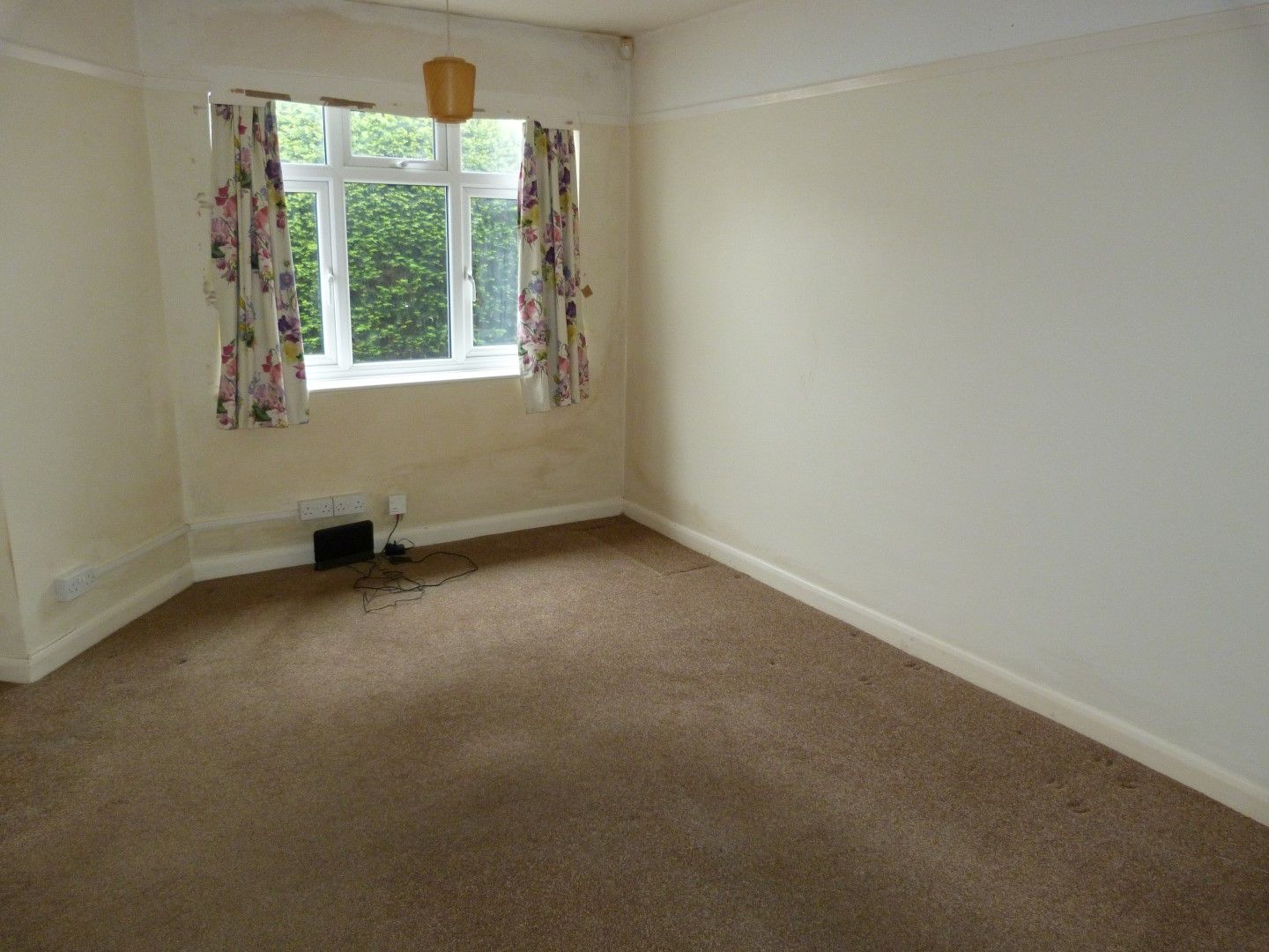 2 bedroom semi-detached bungalow SSTC in Broadstairs - Photograph 6